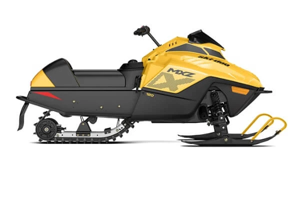 2024 Ski-Doo MXZ 120/200 livreaza distractie pentru cei mici 
